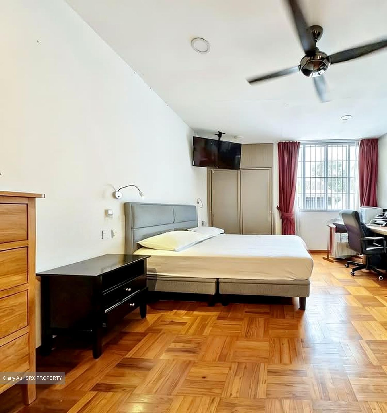 Holland Grove Road (D10), Terrace #573746791